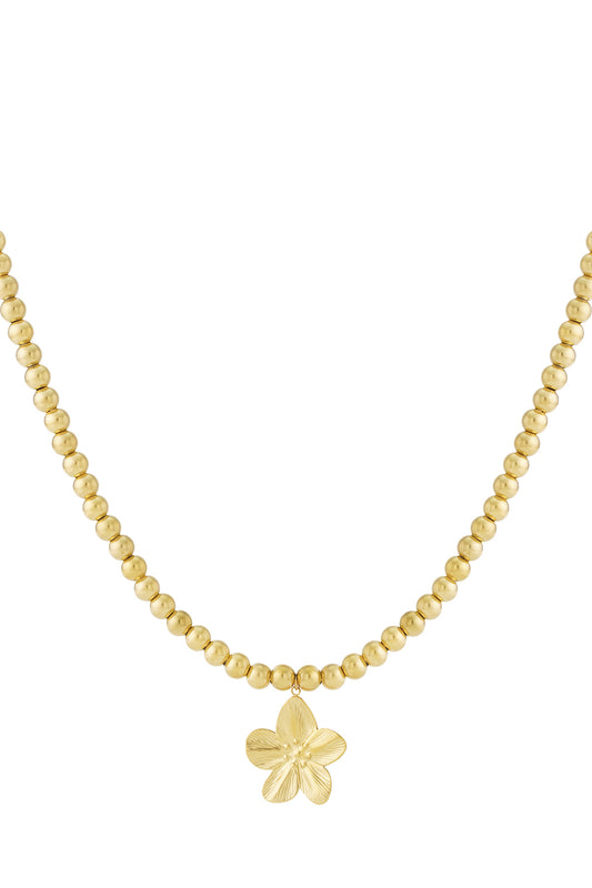 Collana con perline cave da 8 mm con un fiore
